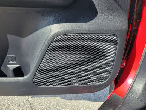 Used 2021 Toyota Tacoma SR5 image 17