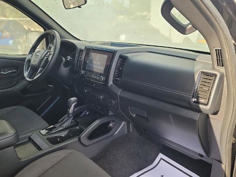 Used 2023 Nissan Frontier SV w/ Midnight Edition Package image 26