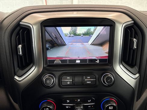 Used 2020 Chevrolet Silverado 1500 LT Trail Boss AWD/4WD image 38