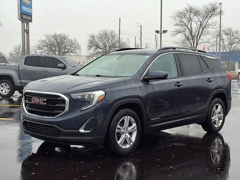 Used 2019 GMC Terrain SLE w/ Driver Convenience Package image 1