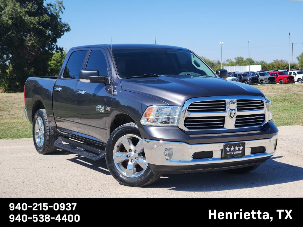 Used 2018 RAM 1500 Lone Star AWD/4WD image 1