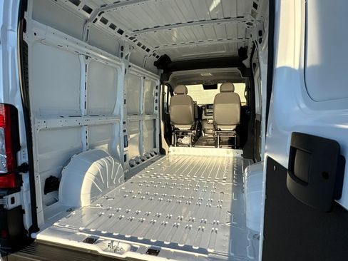 New 2026 RAM ProMaster 2500 FWD image 12