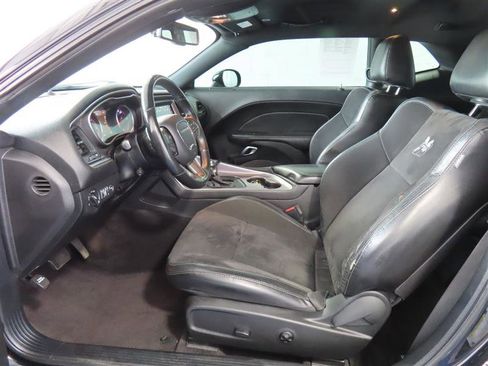 Used 2019 Dodge Challenger R/T Scat Pack w/ Plus Package RWD image 16