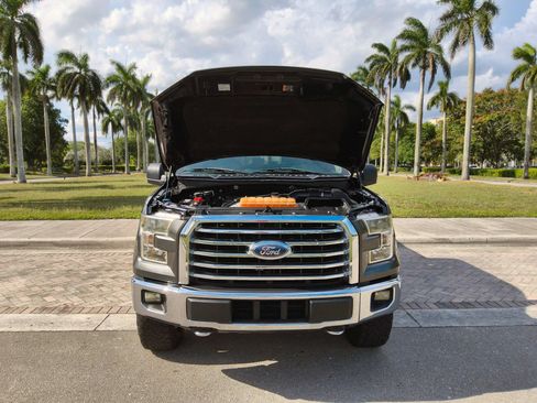 Used 2016 Ford F150 XLT w/ Equipment Group 302A Luxury AWD/4WD image 43