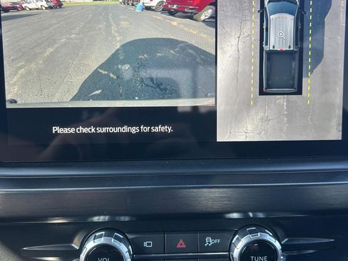 New 2025 Ford F250 Lariat w/ Chrome Package image 13