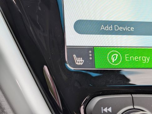 Used 2020 Chevrolet Bolt LT image 32