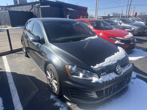 Used 2017 Volkswagen GTI S image 6
