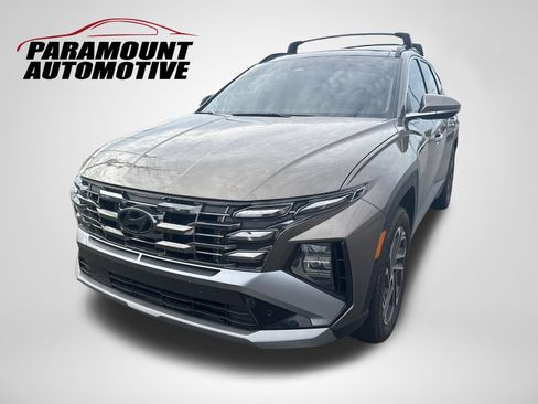 Certified 2025 Hyundai Tucson Limited AWD/4WD image 2