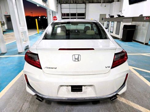 Used 2017 Honda Accord EX-L image 5