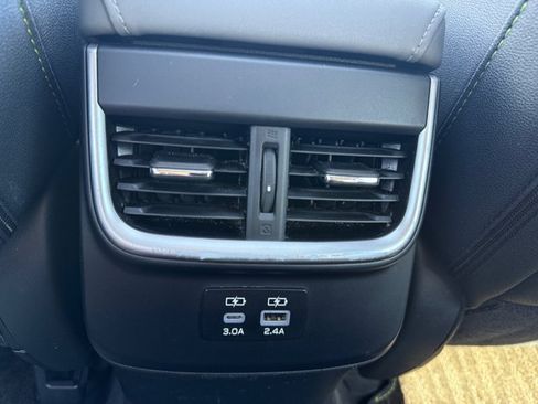 Used 2025 Subaru Outback Onyx Edition AWD/4WD image 27