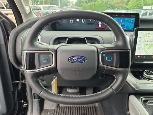 New 2026 Ford Expedition Max Platinum AWD/4WD image 14