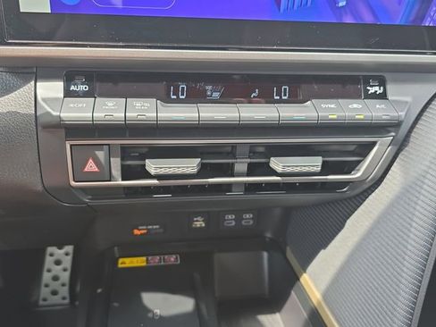 New 2026 Toyota Camry SE image 23