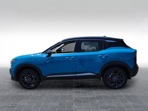 New 2026 Nissan Kicks SR w/ SR Premium Package AWD/4WD image 3