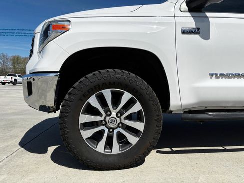 Used 2019 Toyota Tundra Limited w/ Limited Premium Package image 7