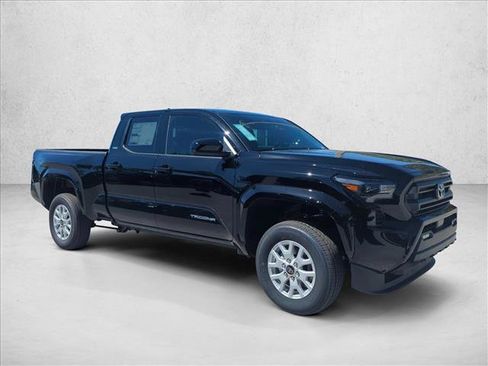 Used 2026 Toyota Tacoma SR5 AWD/4WD image 3