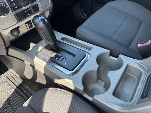 Used 2011 Ford Escape XLT image 26