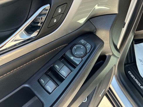 Used 2019 Chevrolet Traverse RS AWD/4WD image 14