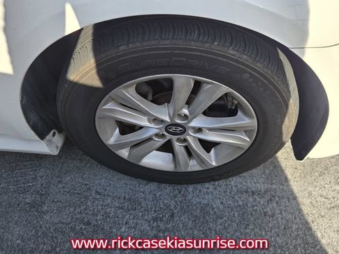 Used 2014 Hyundai Sonata GLS w/ Popular Equipment Group 2 FWD image 5