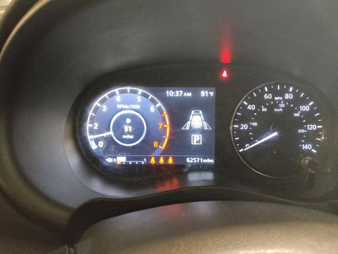 Used 2021 Nissan Kicks SR w/ SR Premium Package FWD image 23