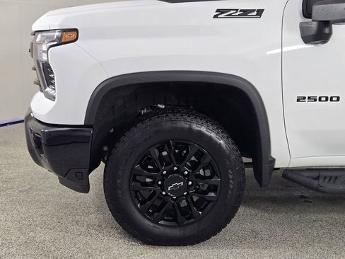 Used 2026 Chevrolet Silverado 2500 LT w/ Trail Boss Package AWD/4WD image 8
