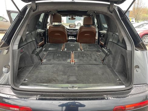 Used 2017 Audi Q7 3.0T Prestige w/ Prestige Package AWD/4WD image 34