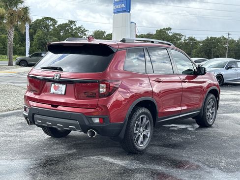 Certified 2024 Honda Passport TrailSport image 7