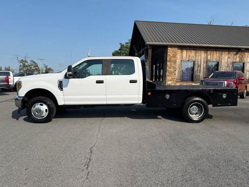 Used 2018 Ford F350 XL w/ Power Equipment Group image 3