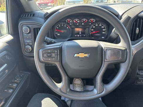 New 2026 Chevrolet Silverado 2500 Custom w/ Z71 Off-Road Package image 17
