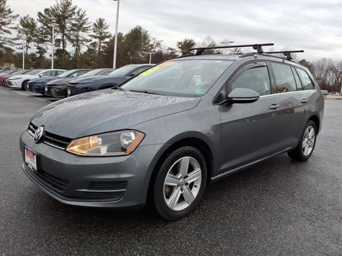 Used 2015 Volkswagen Golf TDI S image 16
