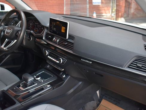 Used 2018 Audi Q5 2.0T Premium Plus w/ Premium Plus Package AWD/4WD image 20
