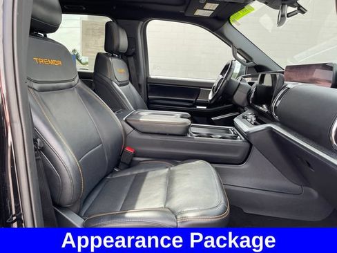 Used 2025 Ford Expedition Tremor AWD/4WD image 37