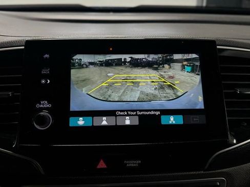 Used 2024 Honda Passport TrailSport image 37