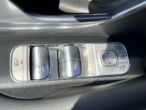 Certified 2025 Mercedes-Benz GLE 350 4MATIC image 15