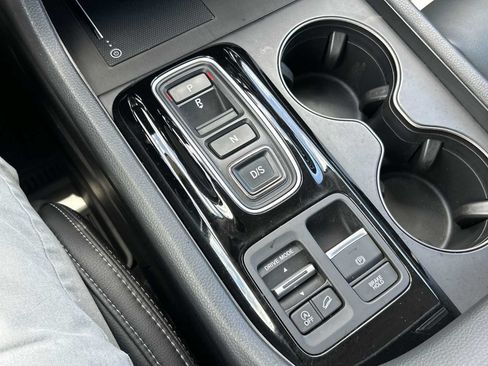 Used 2024 Honda Pilot EX-L image 19