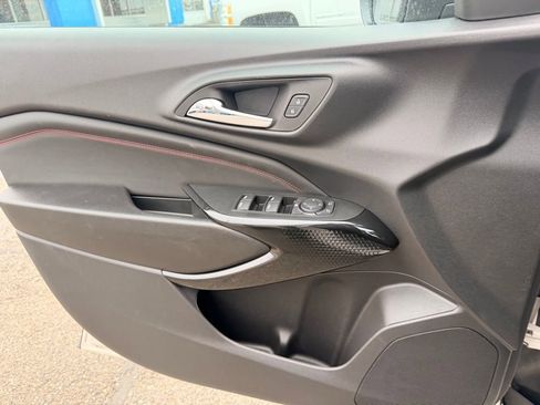 New 2026 Chevrolet Trax RS w/ Driver Confidence Package FWD image 21