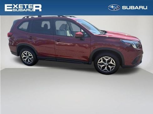 Used 2024 Subaru Forester Premium AWD/4WD image 3