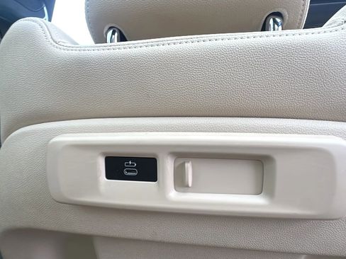 Used 2021 BMW X5 xDrive40i w/ Premium Package image 24