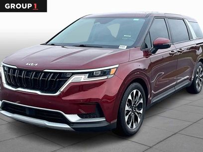 Used 2022 Kia Carnival EX