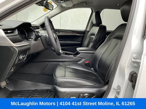 Used 2023 Jeep Grand Cherokee L Limited image 10