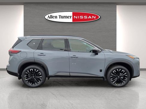 New 2026 Nissan Rogue Dark Armor image 5