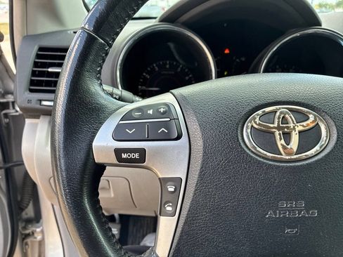 Used 2012 Toyota Highlander Limited w/ Tow Pkg FWD image 23