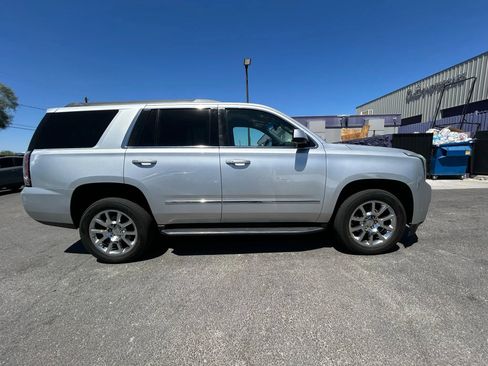 Used 2015 GMC Yukon SLT image 4