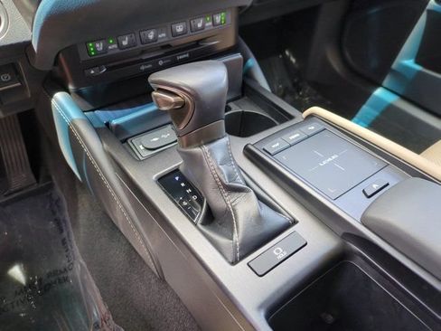 Used 2019 Lexus ES 350 w/ Accessory Package FWD image 23