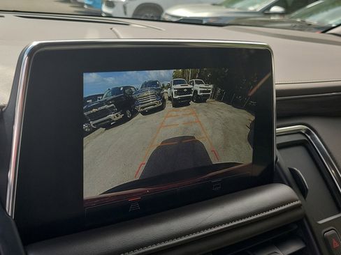 Used 2023 GMC Yukon SLT image 30