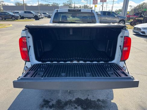 Used 2022 Chevrolet Colorado LT w/ Fleet Safety Package image 23