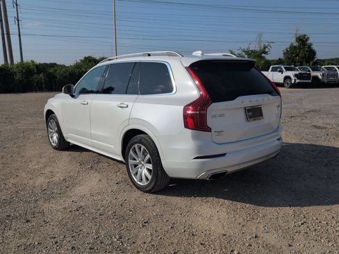 Used 2019 Volvo XC90 T6 Momentum AWD/4WD image 3