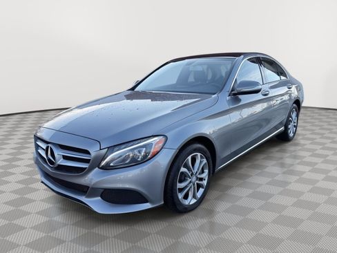 Used 2015 Mercedes-Benz C 300 4MATIC Sedan image 3