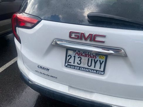 Used 2018 GMC Terrain SLT w/ Preferred Package FWD image 11