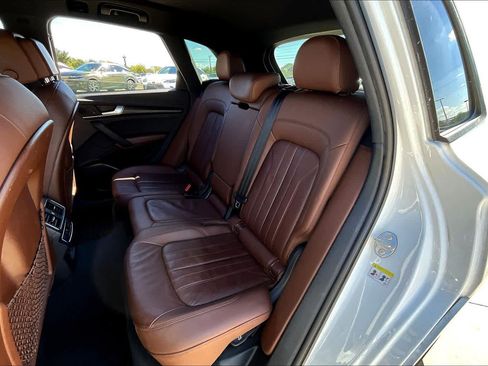 Used 2018 Audi Q5 2.0T Premium image 13