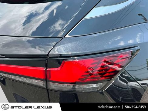 Used 2025 Lexus RX 350 Premium w/ Accessory Package AWD/4WD image 15